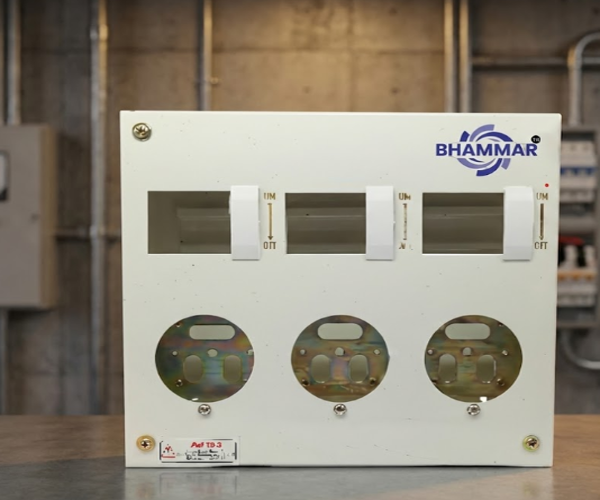 3 Socket + 3 Mcb Industrial Distribution Board